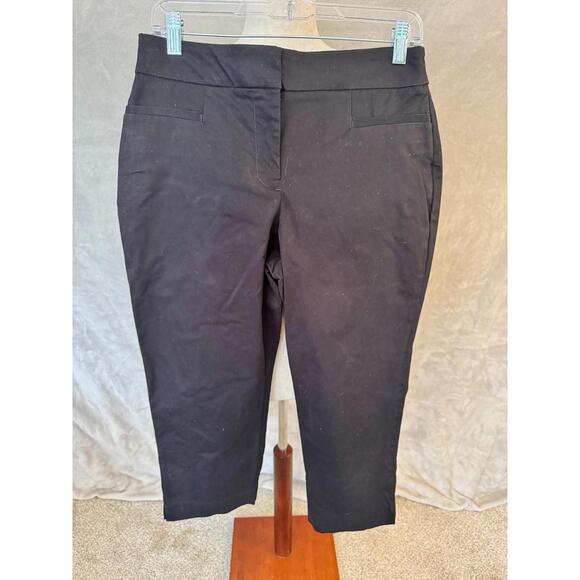 Ann Taylor Women's Petite Black Straight Leg Woven Capri Pant sz 6P - Picture 1 of 6